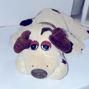 Vintage 1984 Pound Puppy Yuppies